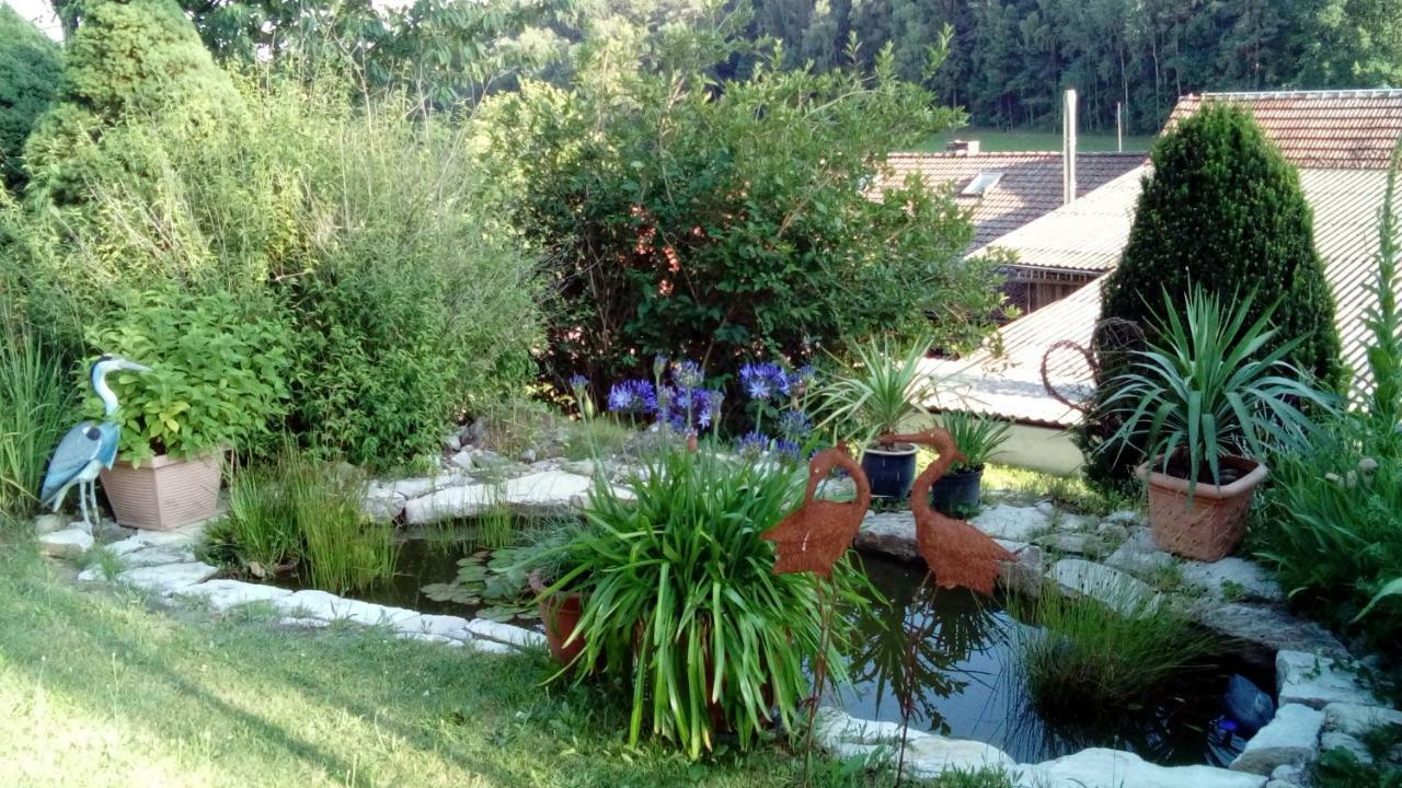 Apartment Mit Gartenblick Eckersdorf